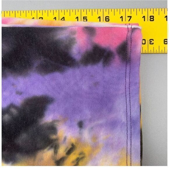 All In Favor Women Tie Dye Bike
Shorts Size Small New - Picture 7 of 7